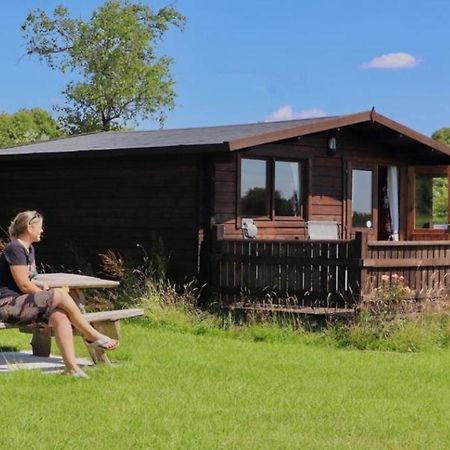 Country Bumpkin - Romantic Couples Stay In Oakhill Cabin Eksteriør billede