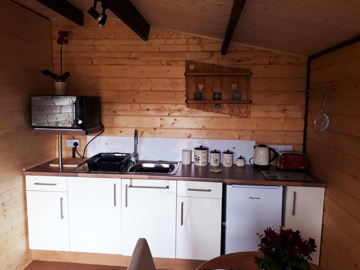 Country Bumpkin - Romantic Couples Stay In Oakhill Cabin Eksteriør billede