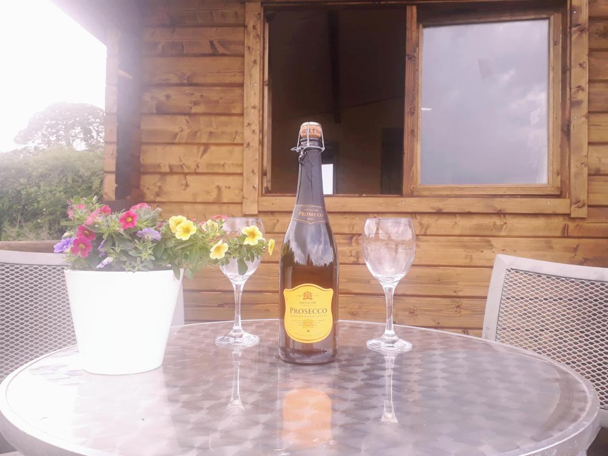 Country Bumpkin - Romantic Couples Stay In Oakhill Cabin Eksteriør billede