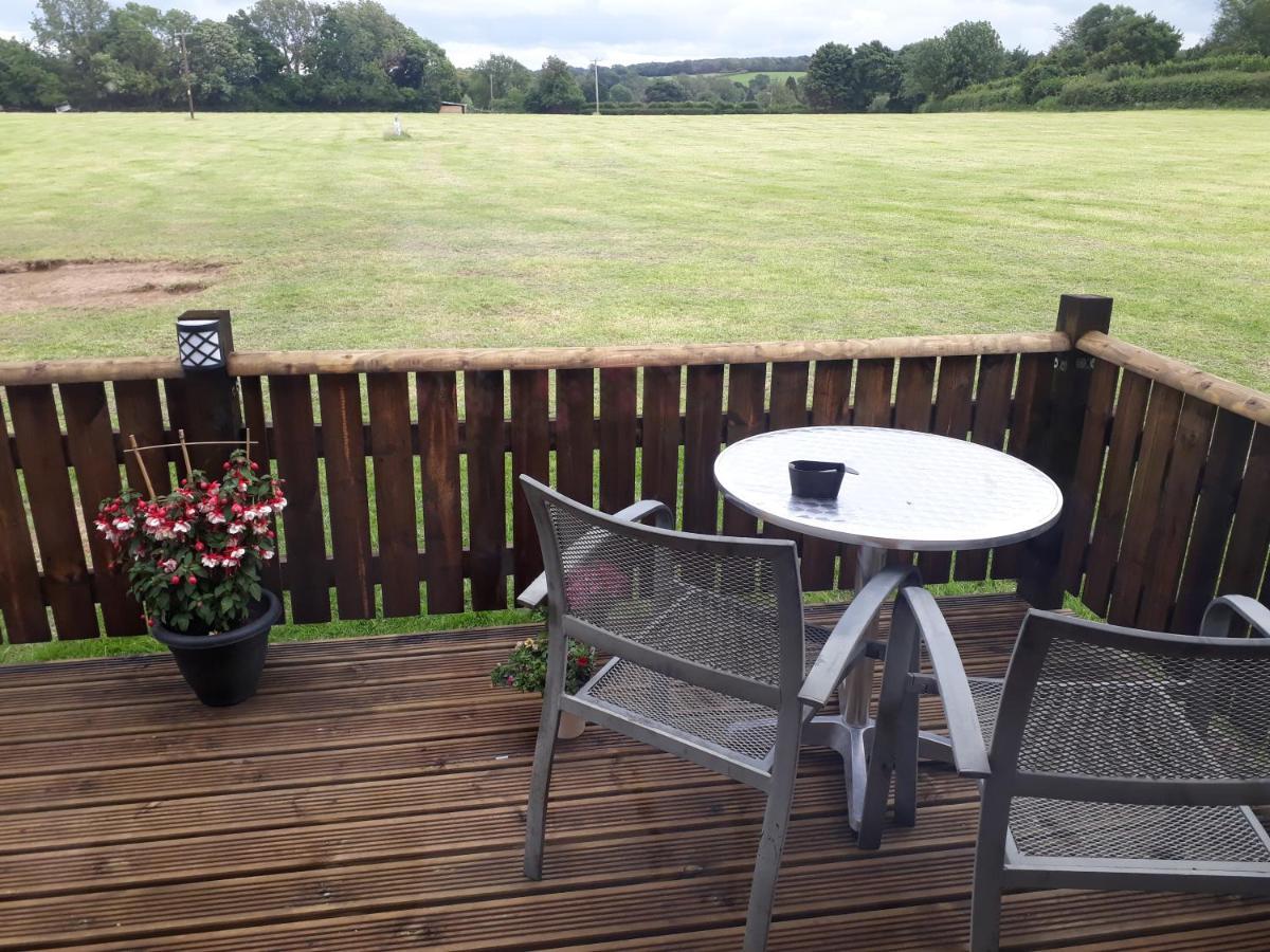 Country Bumpkin - Romantic Couples Stay In Oakhill Cabin Eksteriør billede